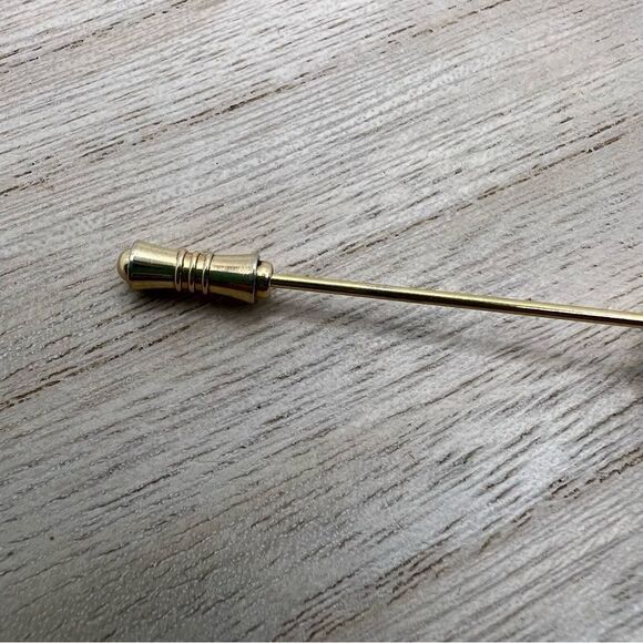 Vintage gold tone and pearl intricate stick pin (untested) - Picture 3 of 10